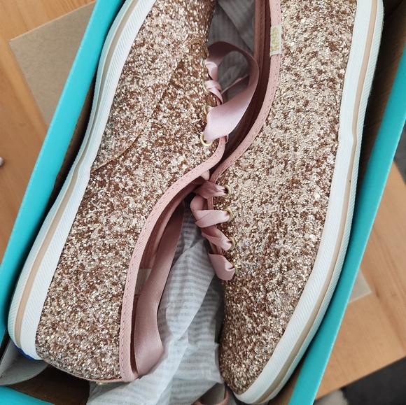 🆕️ Keds Kate Spade Rose Gold Glitter Shoes Size 7 M Women's NIB - Picture 4 of 8